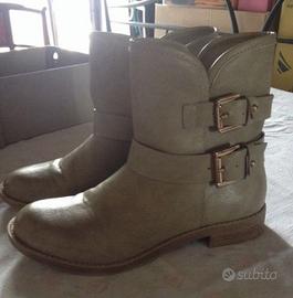 Scarponcini Bata come nuovi