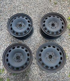 cerchi in ferro originali VW Golf da 16"