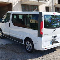 Renault Trafic 9 posti