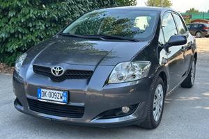 Toyota Auris 1.6 5 porte Soli 150mila km