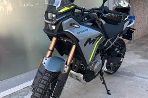 CF Moto 450 MT