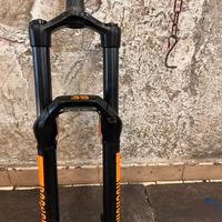 Forcella rock shox 35