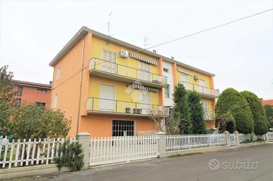 3 LOCALI A BAGNOLO IN PIANO