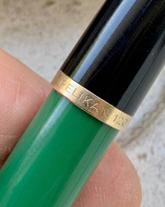 Stilografica Pelikan Modello 120,  verde e nero