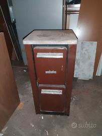 vecchia stufa a legna 