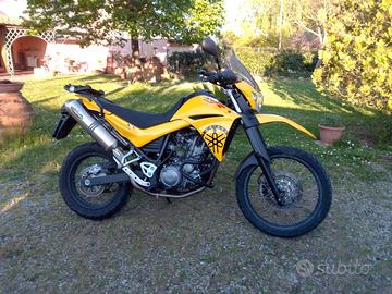 Moto Yamaha xt 660r
