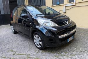 Peugeot 107 3 Porte 107 1.0 12v Active (plaisir) 3