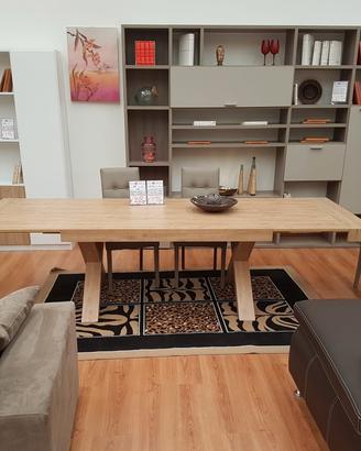 Tavolo allungabile in rovere chiaro