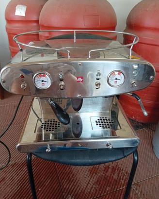 Macchina caffè  professionale Illy