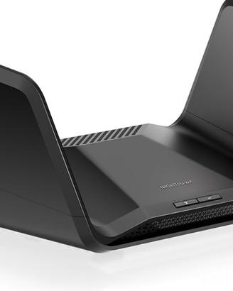 Router NETGEAR Nighthawk Tri-WiFi 6E (RAXE300)