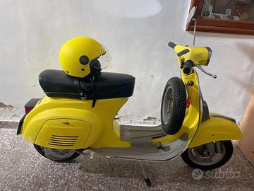 Vespa 50 Special gialla 1976