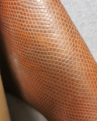 Similpelle motivo lucertola a metro o rotolo