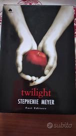 libro " Twilight "