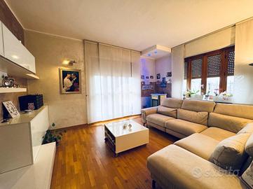 4 LOCALI A LA LOGGIA