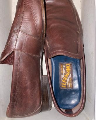Scarpe Eleganti in Pelle Salvatore Ferragamo