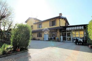 CASA SEMINDIPENDENTE A CARPI