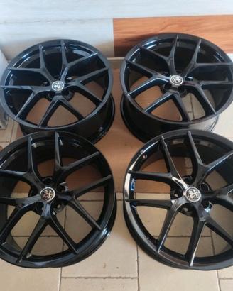 cerchi 20 alfa Romeo stelvio
Stelvio