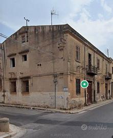 V/1336 Capannone in zona strategica