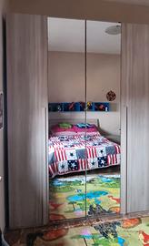 Armadio 4 ante con specchio centrale