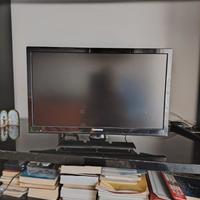 Tv 20 pollici e 28 pollici