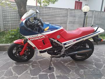 Honda VF 500