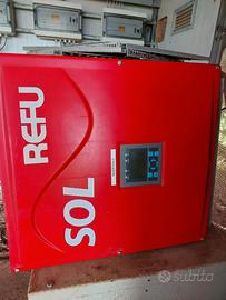 3 inverter fotovoltaici Refusol 17k