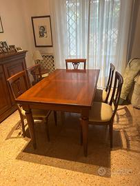 Tavolo sala da pranzo e 6 sedie