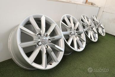 Cerchi in lega Audi Q3 17 ORIGINALI 8U0601025S