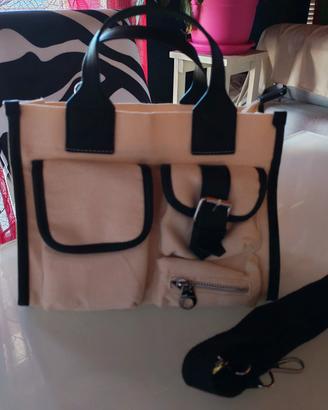Borsa Stradivarius 