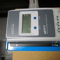 Regolatori solari nuovi 12-24V