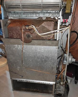 TERMOCONVETTORE A GAS GPL E METANO