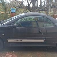 Peugeot decapottabile