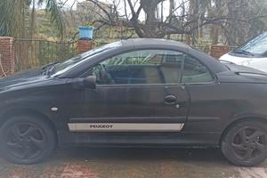 Peugeot decapottabile