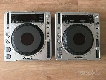 Coppia Pioneer Cdj Piooner 800 mk2