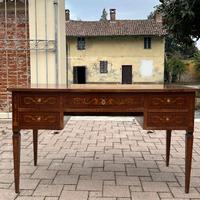 Scrivania. stile Luigi XVI . inizi ’900
