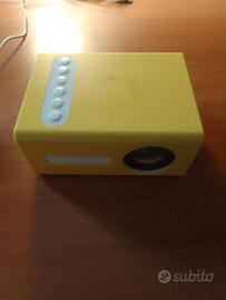 mini proiettore portatile
