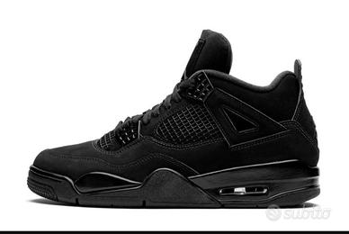 Jordan 4 total black 