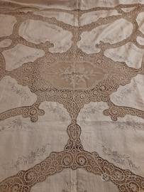 copriletto matrimoniale di lino beige