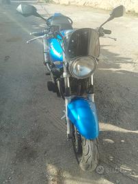 Kawasaki zr7