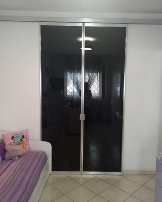 Porte in vetro scorrevoli per cabina armadio