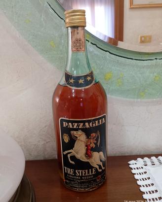 Pazzaglia Tre Stelle Liquore Secco vintage 40%