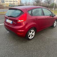 Ford Fiesta 1.4 5 porte Bz.- GPL Titanium