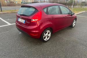 Ford Fiesta 1.4 5 porte Bz.- GPL Titanium