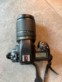 Nikon D7500 + obiettivo 18-140