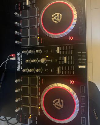 Console numark mixtrack pro 2