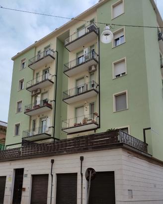 Trilocale in zona centrale