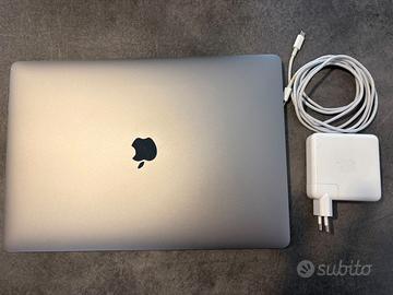 MacBook Pro 15 32GB RAM 1TB SSD