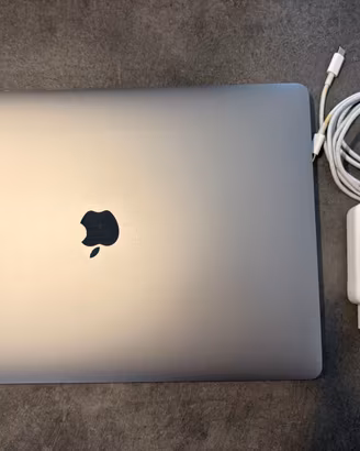 MacBook Pro 15 32GB RAM 1TB SSD
