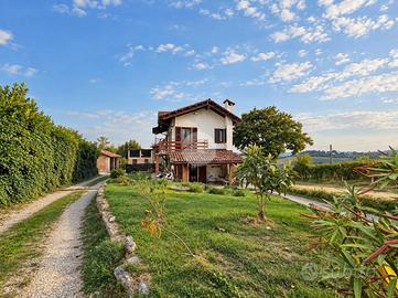 CASA SEMINDIPENDENTE A PENANGO