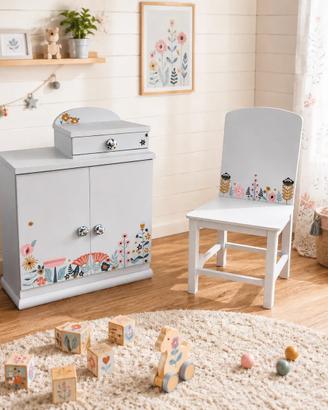 Set di mobiletto e sedia restaurati “Doodles”